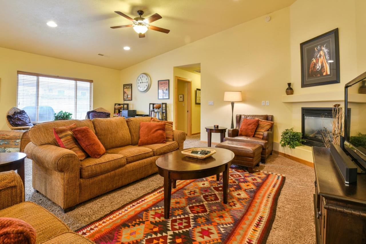Cw343 - Great Downtown Location With A Private Hot Tub Moab Exterior photo