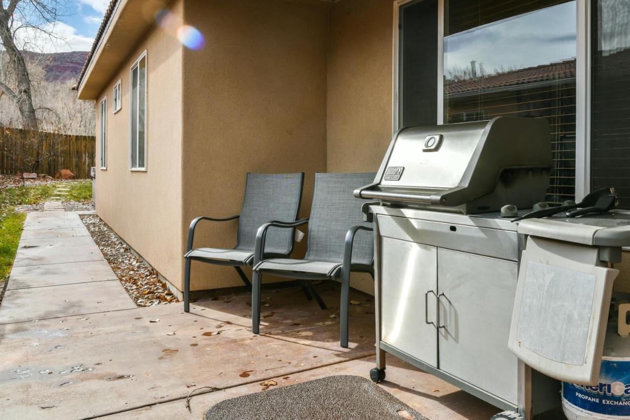 Cw343 - Great Downtown Location With A Private Hot Tub Moab Exterior photo