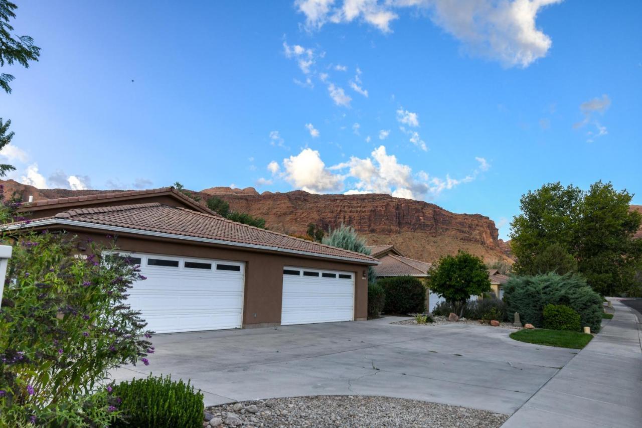 Cw343 - Great Downtown Location With A Private Hot Tub Moab Exterior photo