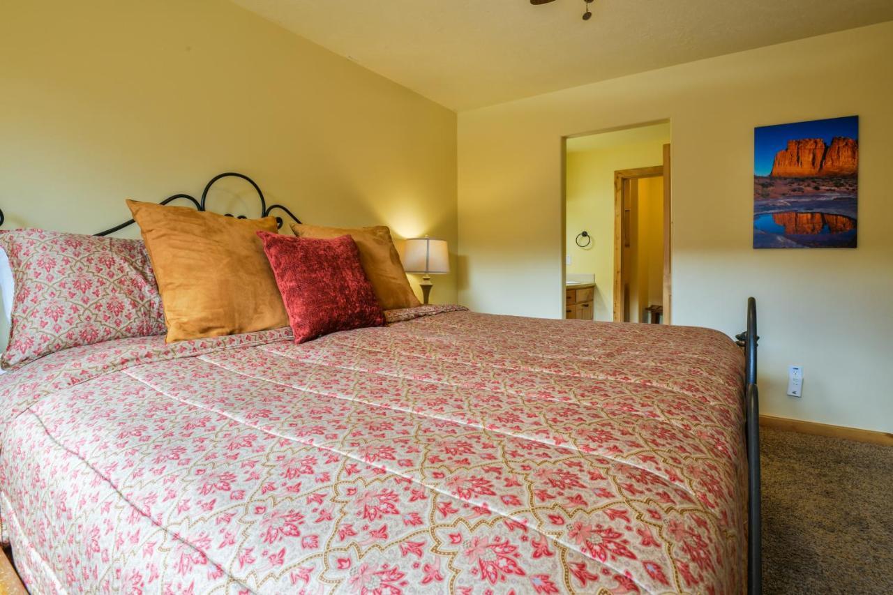 Cw343 - Great Downtown Location With A Private Hot Tub Moab Exterior photo