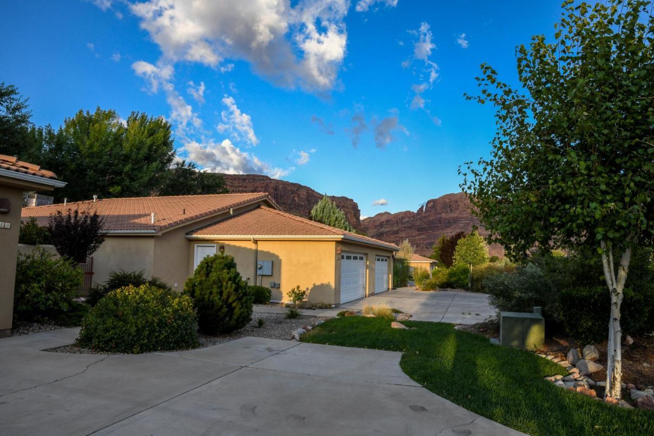 Cw343 - Great Downtown Location With A Private Hot Tub Moab Exterior photo