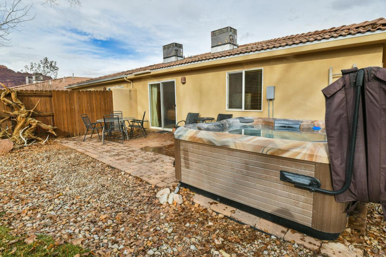 Cw343 - Great Downtown Location With A Private Hot Tub Moab Exterior photo